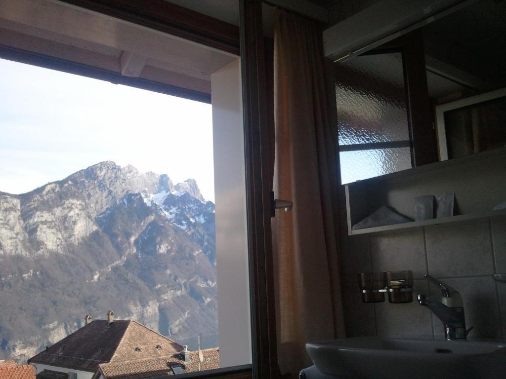Hotel Restaurant Sternen Obstalden 部屋 写真