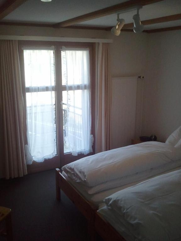 Hotel Restaurant Sternen Obstalden 部屋 写真